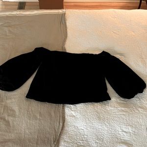 Off-shoulder puff-sleeve top